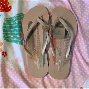 American eagle flip flops